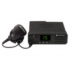 Рация Motorola DM4400