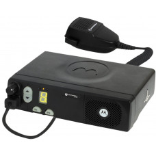 Рация Motorola CM140 146-174 403-440 435-470 МГц
